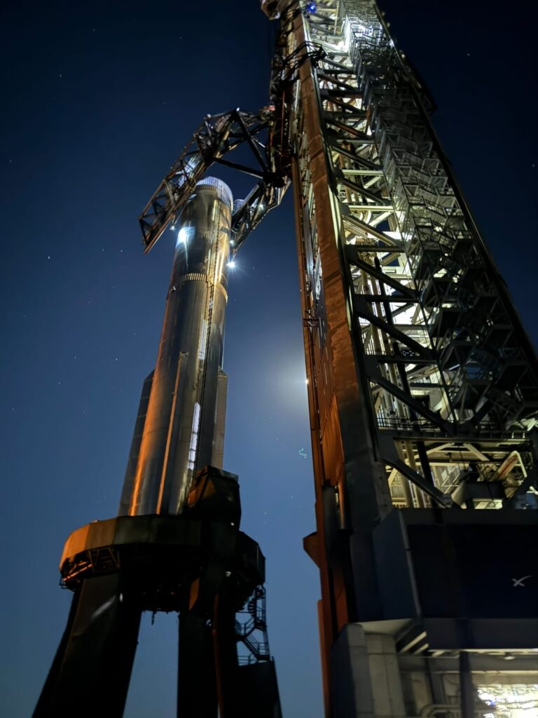 Gravity Defied by Elon Musk's Space Technology: How SpaceX's Redefined Re-usable Rocket Technology