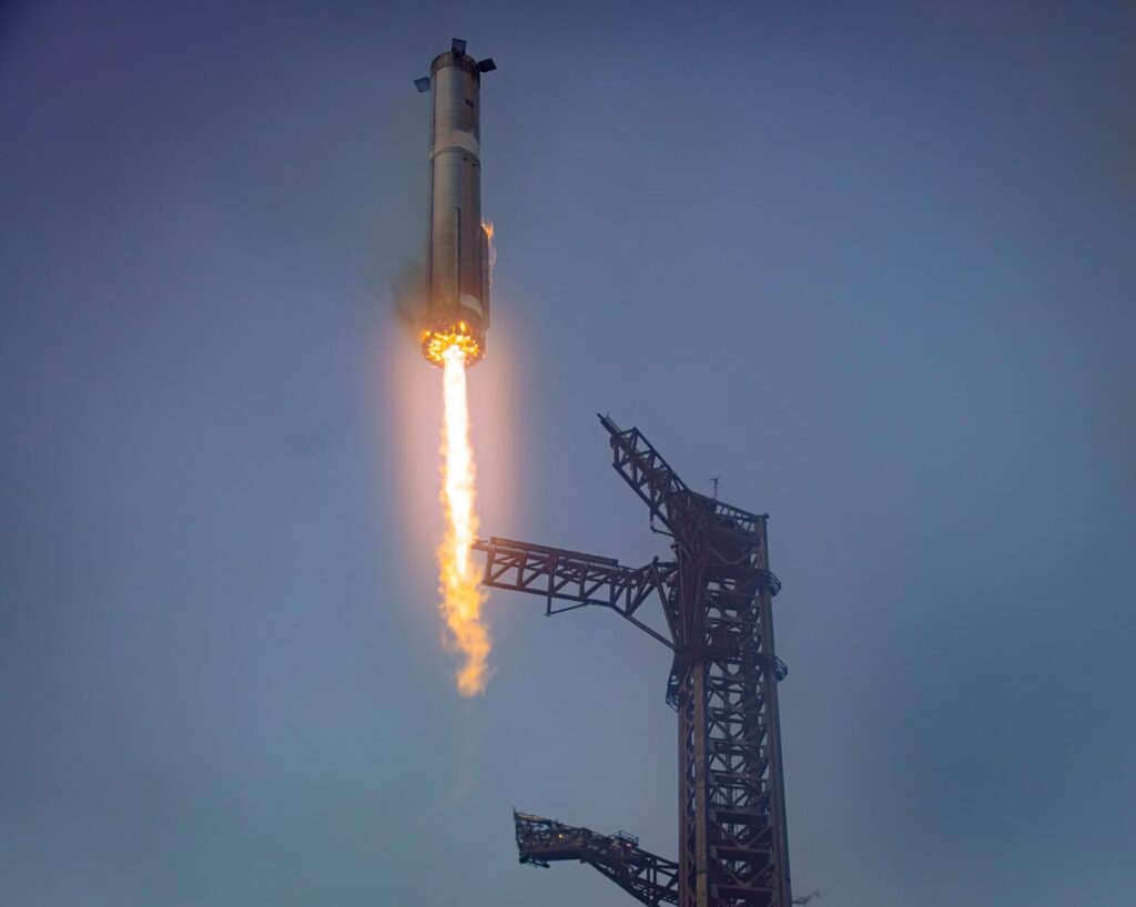 Gravity Defied by Elon Musk's Space Technology: How SpaceX's Redefined Re-usable Rocket Technology